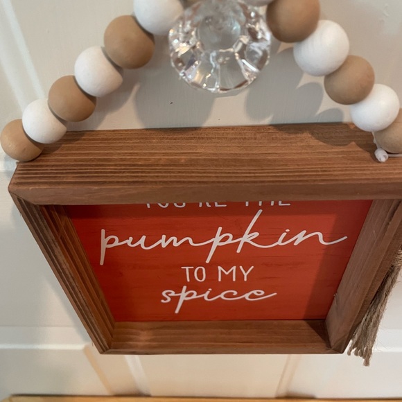 Fall//Halloween wall/decor-Wendy Bellissimo “You’re the Pumpkin to my Spice”-NWT - Picture 3 of 9